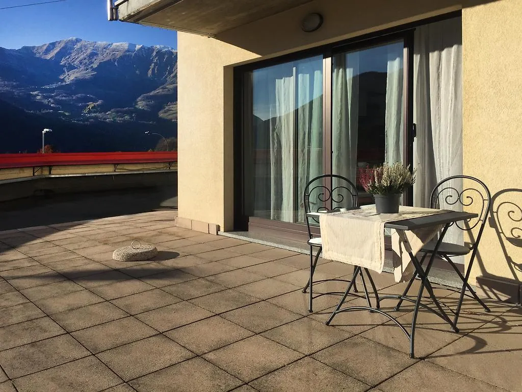 Como'S Lake Mountains B&B 0*, Cremeno